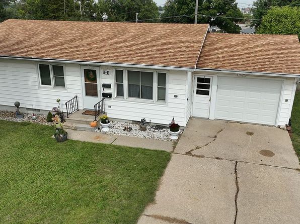 103 W South St