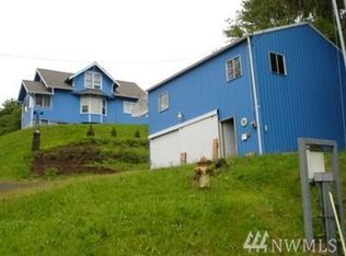 935 Virginia St, Raymond, WA 98577