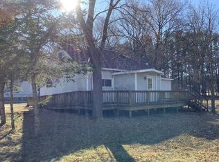 E1745 King Rd, Waupaca, WI 54981