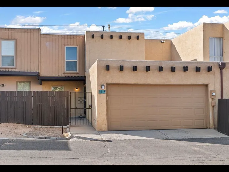 118 Calle Olas Altos NE — Photo 1