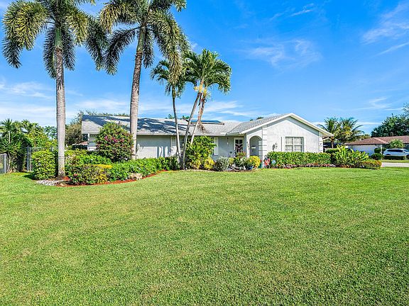 3rd image of 4345 Gardenia Drive