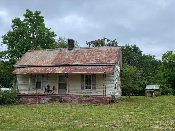 290 Wallace Rd, Ellenboro, NC 28040