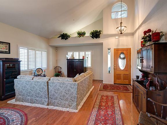 2nd image of 15332 Moonglow Dr