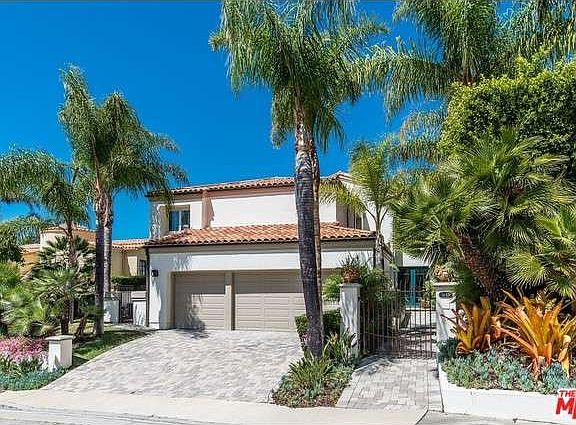 2nd image of 1445 Cuesta Linda Dr