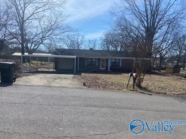 308 Widgeon Dr, Scottsboro, AL 35769