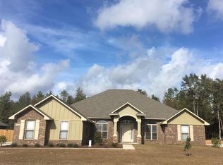 5260 Medicine Bow St, Milton, FL 32570