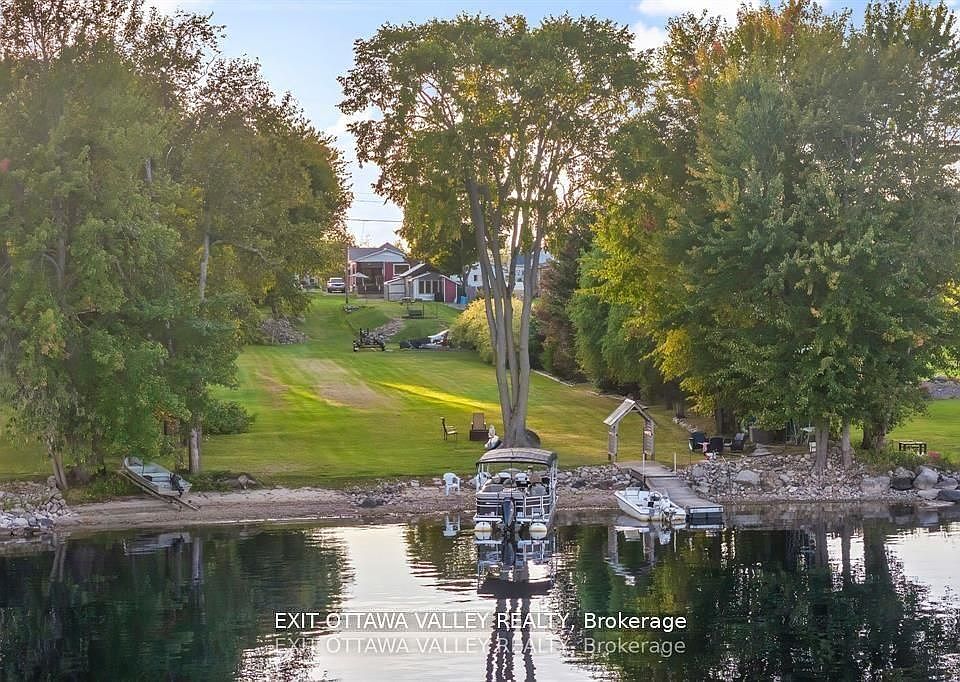 1st image of 44 Lacroix Bay Rd