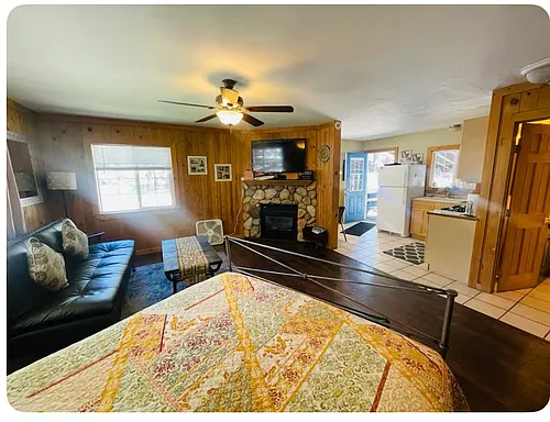 3290 Pickett Ave Photo 1