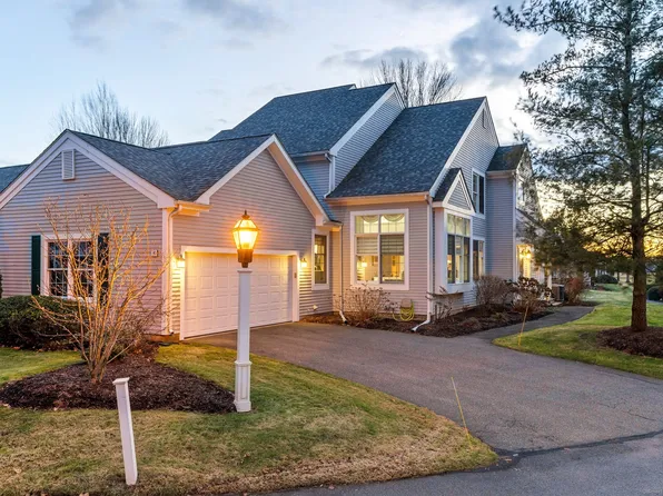 4 Priorwood Gardens #4, Cromwell, CT 06416