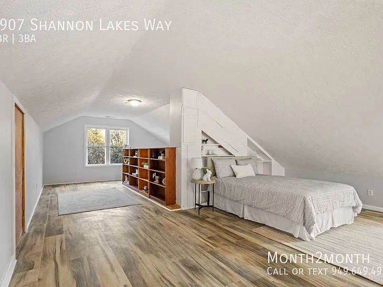 7907 Shannon Lakes Way — Photo 14
