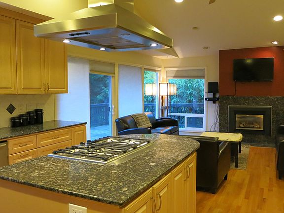3rd image of 7212 91st Ave SE