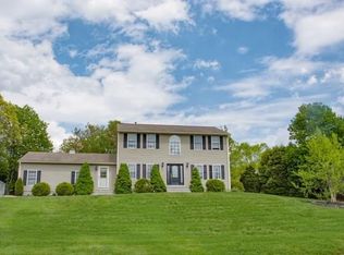 34 Silo Dr, Cranston, RI 02921