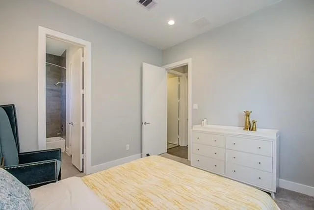 8411 Hempstead Rd #G — Photo 37