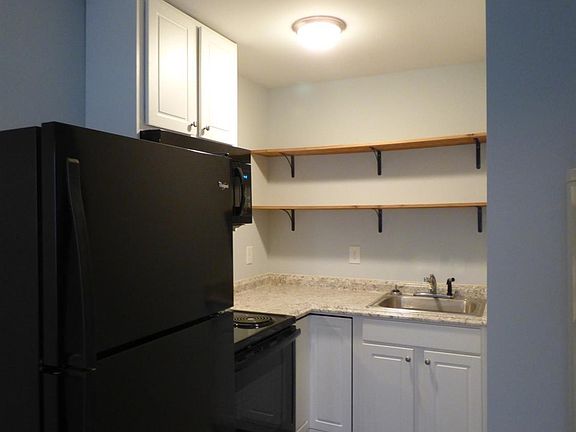 5th image of 739 Dakota St APT 2