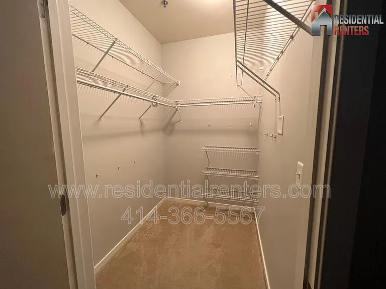 2080 N Commerce St #204 — Photo 9