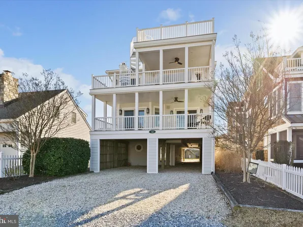 112 Maplewood St, Bethany Beach, DE 19930