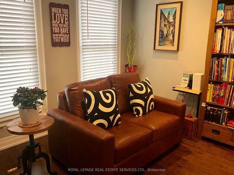 18 Sir Gawaine Pl — Photo 10