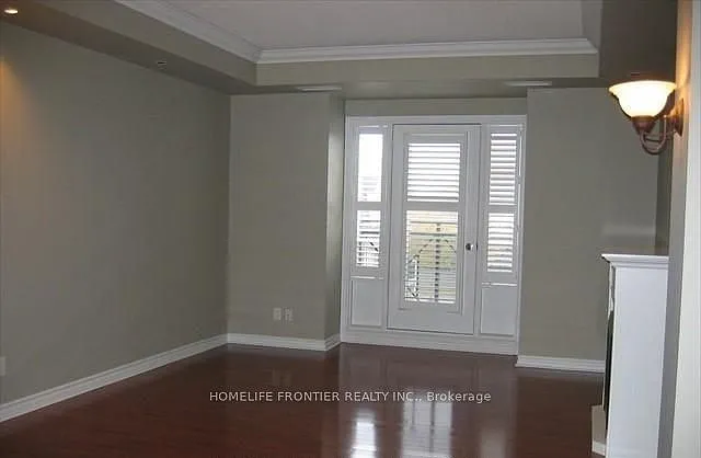 3351 Cawthra Rd #402 — Photo 4