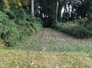 700 W Dean Rd, Temperance, MI 48182