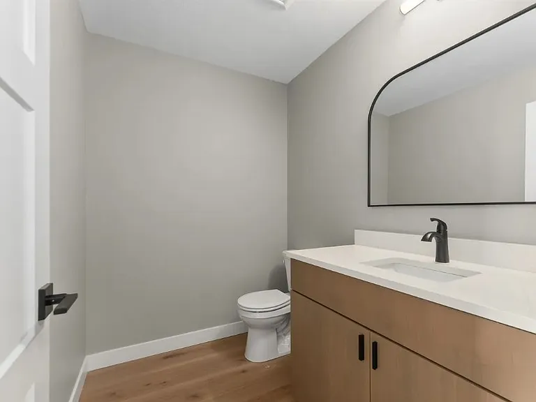 1901 E Wallin Cir — Photo 9