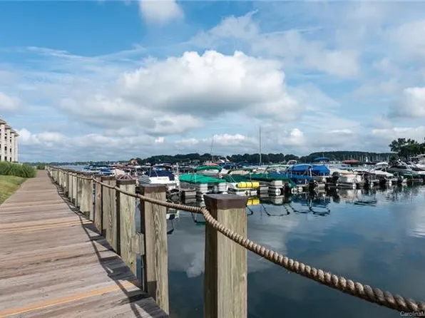 17522 Tuscany Ln, Cornelius, NC