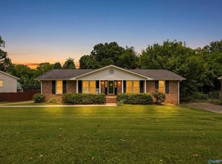 7613 Fleming Hills Dr SW, Huntsville, AL 35802