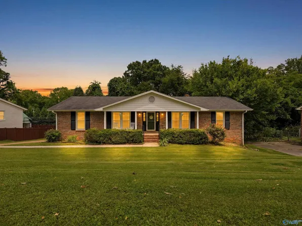 7613 Fleming Hills Dr SW, Huntsville, AL 35802
