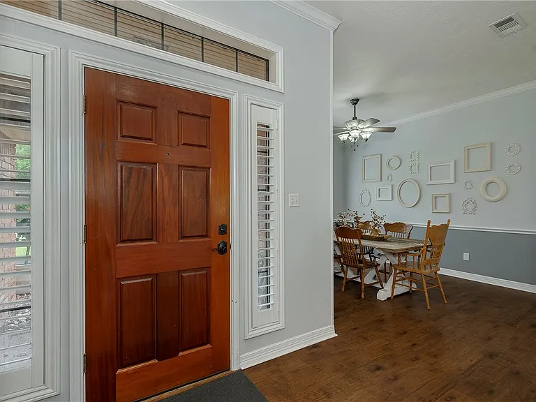 2905 Aztec Ct — Photo 5