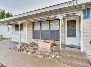 1611 Herschel St, Arlington, TX 76010
