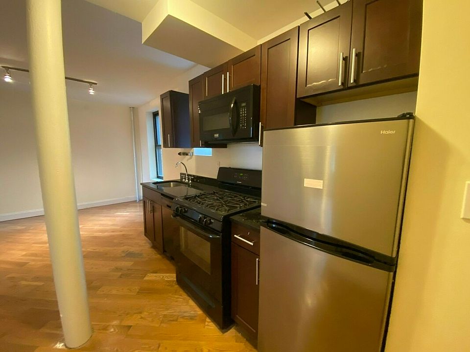 1st image of 3049 Crescent St APT H2b6