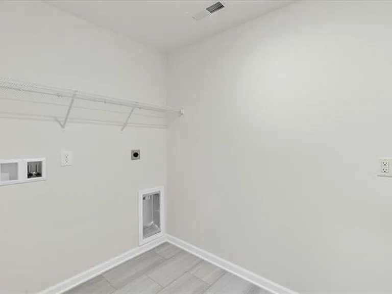 224 Bishop Rd — Photo 10