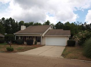 328 Swan Dr, Brandon, MS 39047