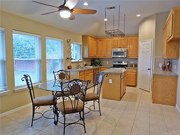 4th image of 1412 San Marino Ln