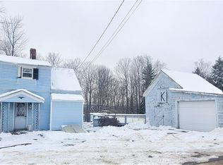 6 N Gage Rd, Oakland, ME 04963