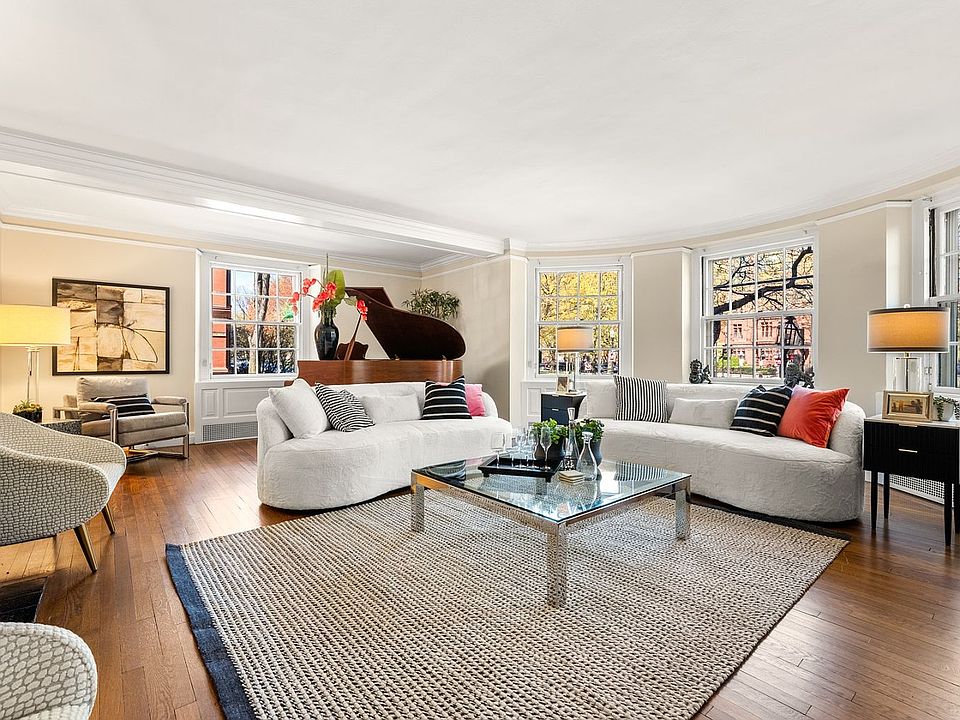 1st image of 192 Commonwealth Ave APT 2