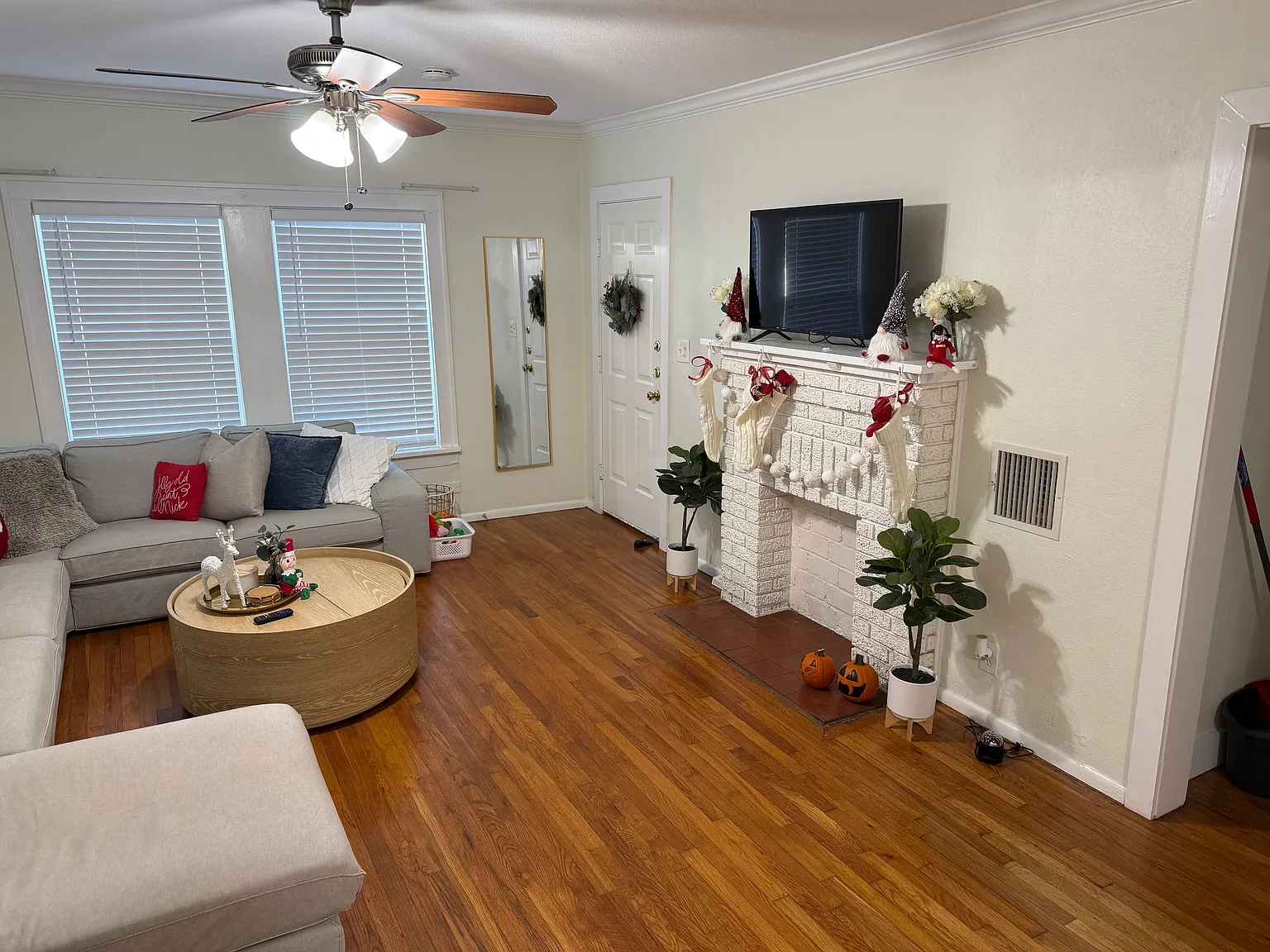 3236 S University Dr — Photo 3
