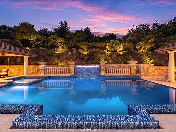 5th image of 2868 Oak Knoll Dr