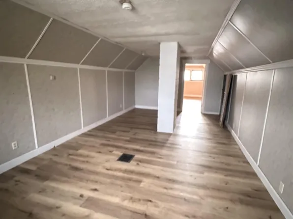 4813 E 84th St, Cleveland, OH 44125