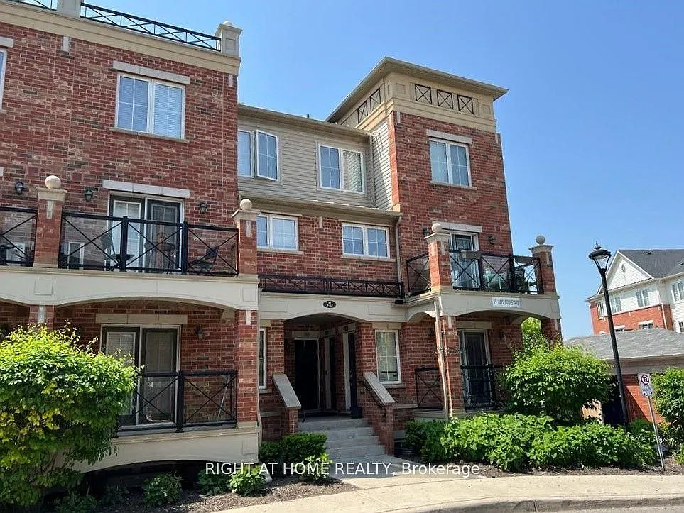 2 bed, $2,800 — Photo 2