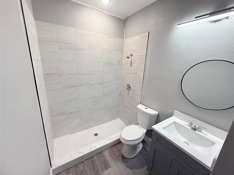 323 Pearl St #1 — Photo 27