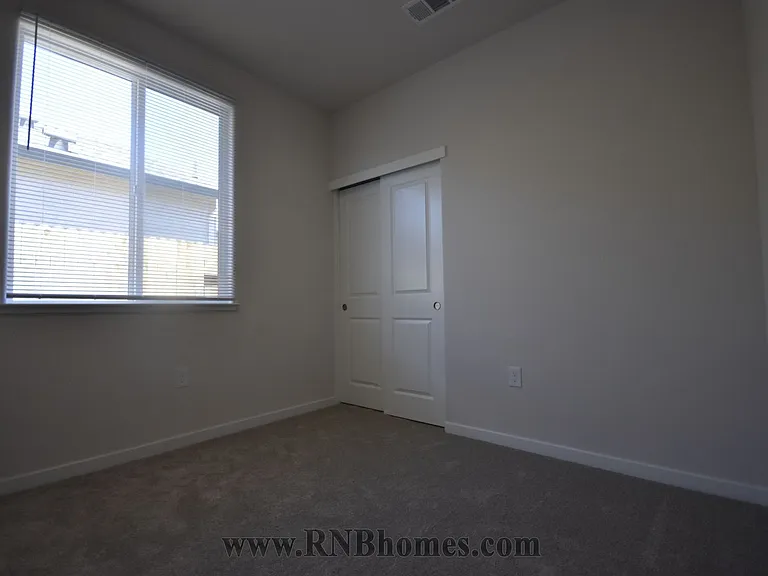3921 Slurry St — Photo 8