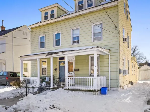 110 W Harmony St, Penns Grove, NJ 08069