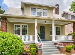 819 Aspen St NW, Washington, DC 20012