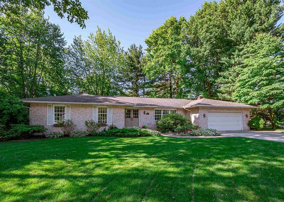 1st image of 17650 Briarcliff Ct
