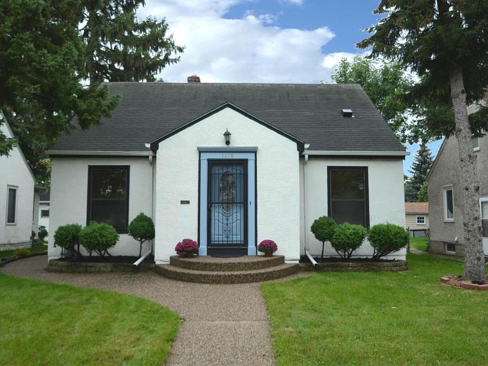 1st image of 1678 5th St E
