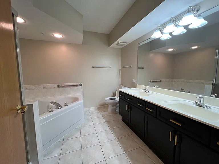 650 S River Rd #701 — Photo 11