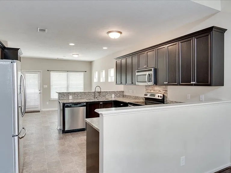 763 Chinaberry Ct — Photo 26
