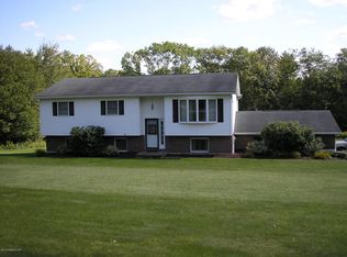 49 Skyline Dr, Wapwallopen, PA 18660