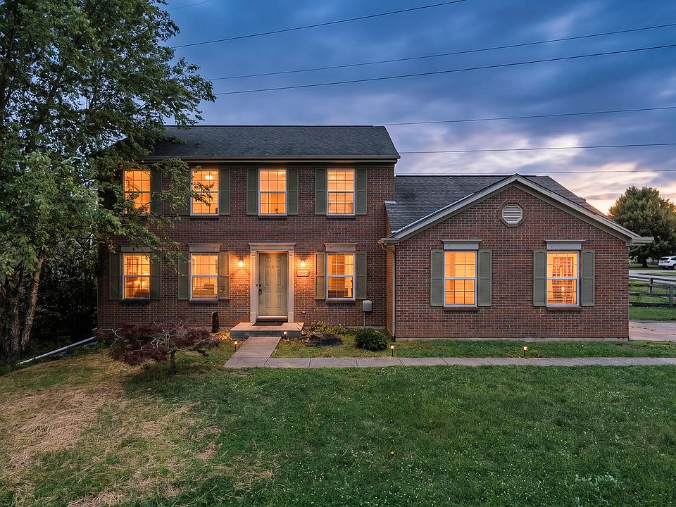 1st image of 7501 Roxbury Ct
