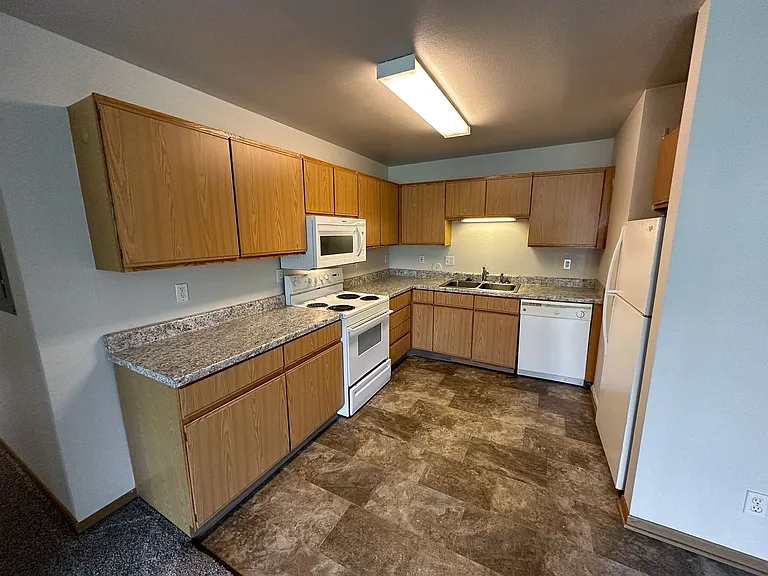 3426 Orion Dr — Photo 9